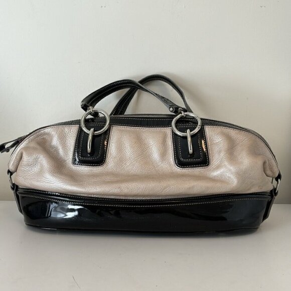 DAK’s of London silver/cream leather black patent leather shoulder bag - Picture 3 of 13